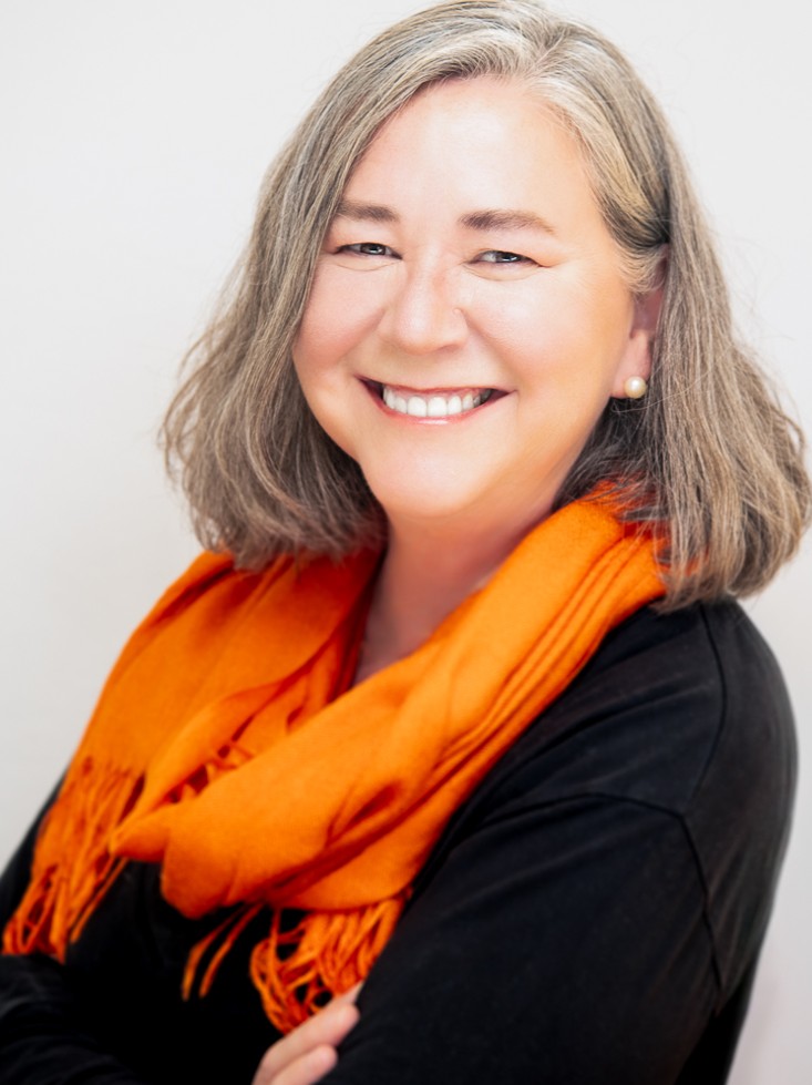 Laura Crooks headshot