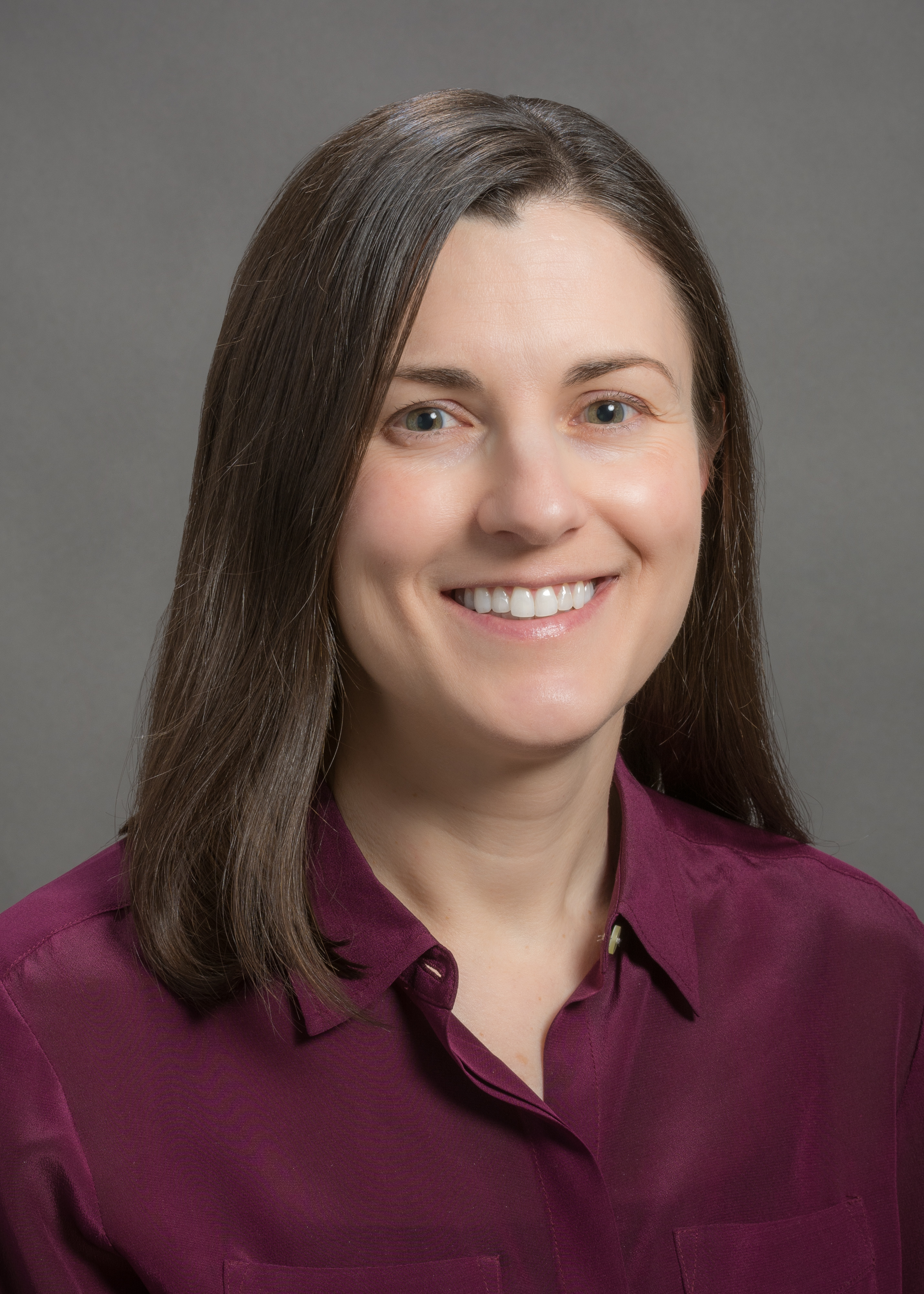 Tracy Mroz headshot