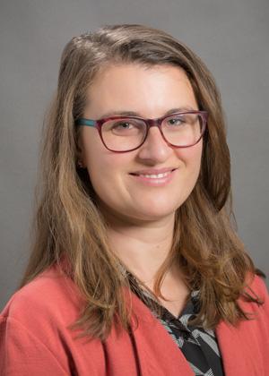Media Name: Simmons_Sarah-2022-11-18.jpg